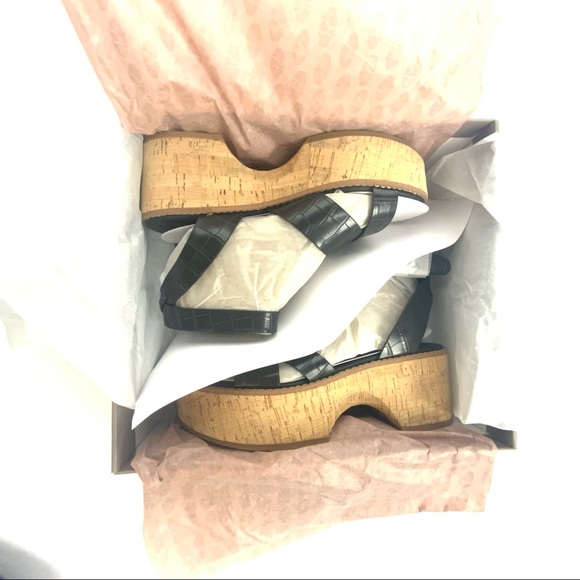 FRANCO SARTO Sabello Croc Embossed Platform sandal - Picture 8 of 10